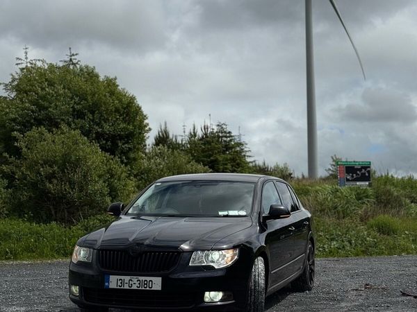 Skoda Superb Hatchback, Diesel, 2013, Black
