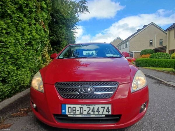 Kia Ceed Hatchback, Diesel, 2008, Red