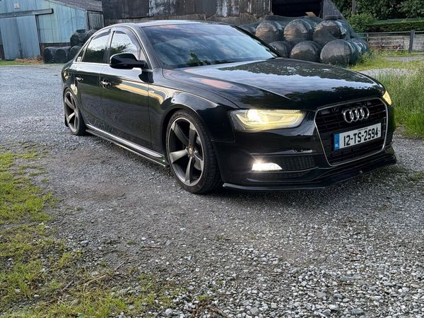 Audi A4 Saloon, Diesel, 2012, Black