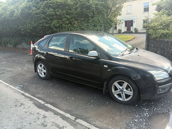 Ford Focus Hatchback, Petrol, 2007, Black