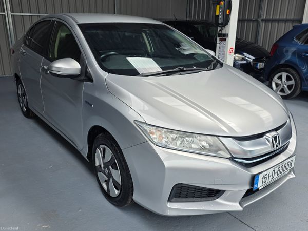 Honda Grace Saloon, Petrol Hybrid, 2015, Silver
