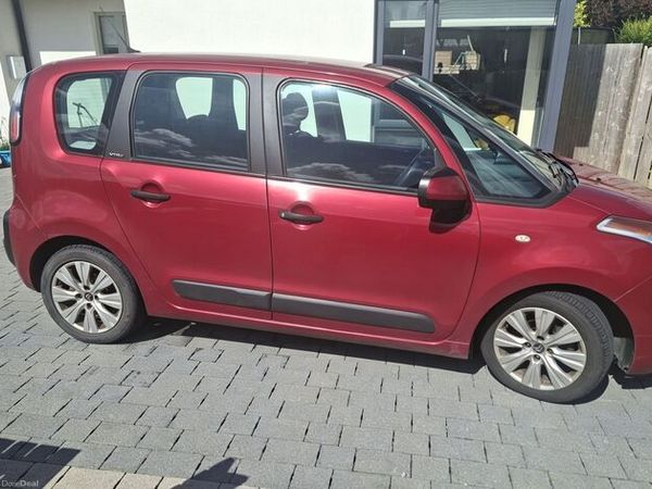 Citroen C3 Picasso MPV, Diesel, 2011, Red