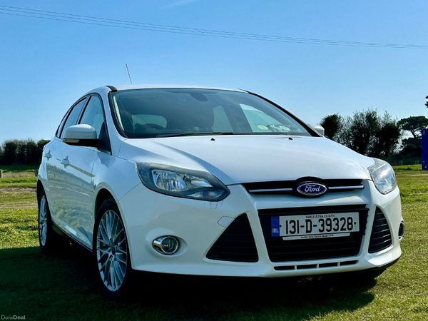 Ford Focus Hatchback, Petrol, 2013, White
