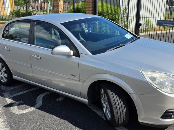 Opel Vectra Saloon, Petrol, 2007, Silver