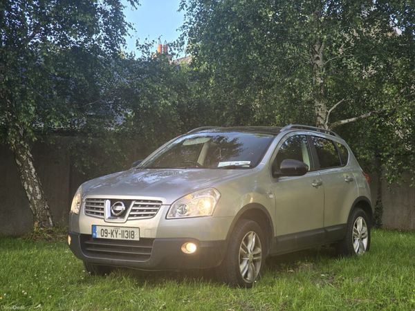 Nissan Qashqai Hatchback, Petrol, 2009, Silver