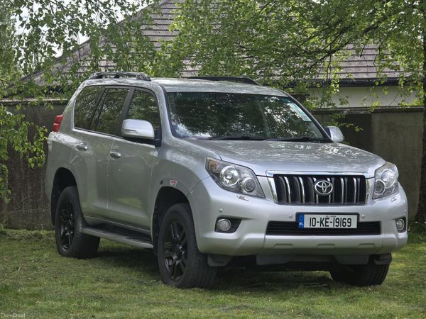 Toyota Land Cruiser SUV, Diesel, 2010, Silver