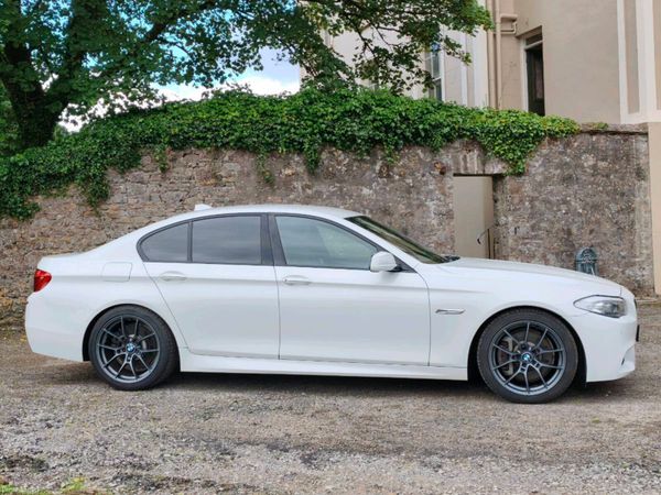 BMW 5-Series Saloon, Petrol, 2013, White