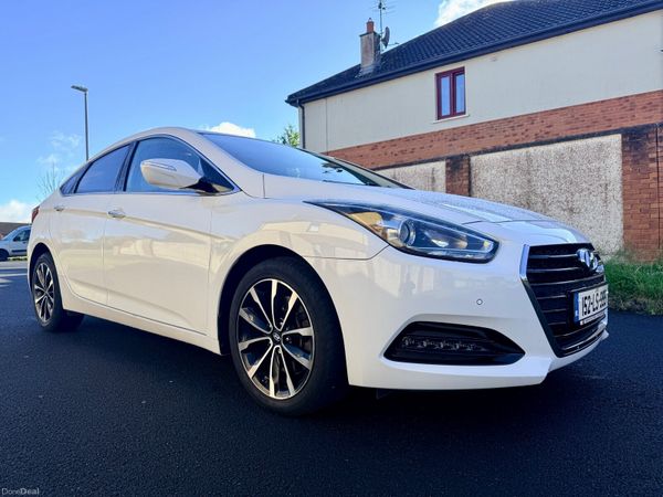Hyundai i40 Saloon, Diesel, 2015, White