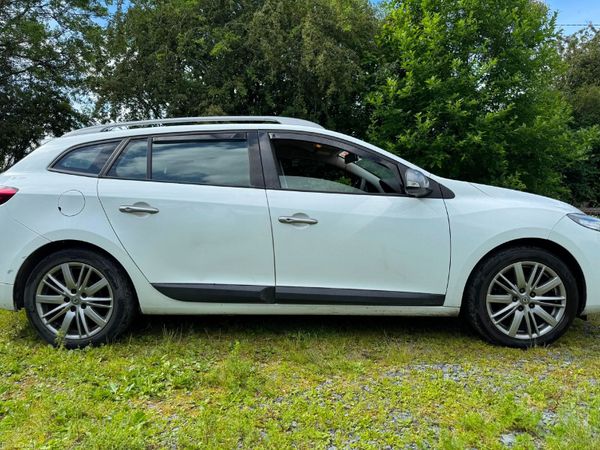 Renault Megane Estate/Jeep, Diesel, 2011, White