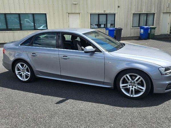 Audi A4 Saloon, Diesel, 2015, Grey