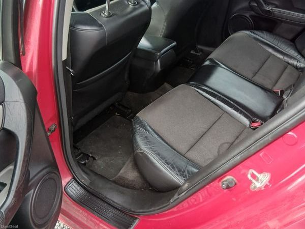 Honda Accord Saloon, Diesel, 2011, Red