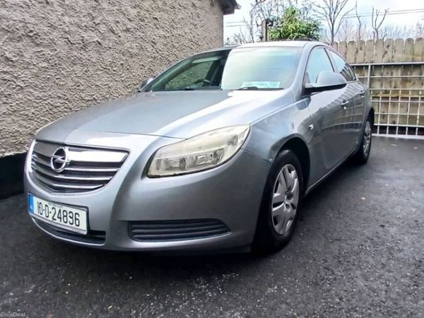 Opel Insignia Saloon, Diesel, 2010, Silver