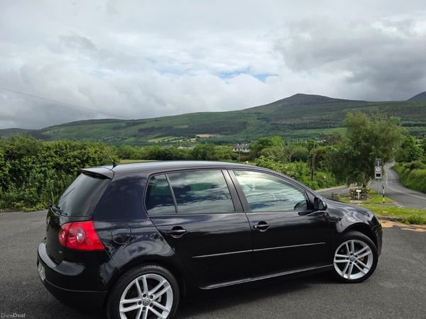 Volkswagen Golf Hatchback, Petrol, 2008, Black