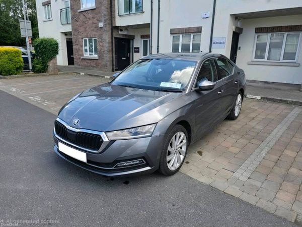 Skoda Octavia Saloon, Diesel, 2022, Grey