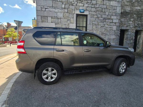 Toyota Land Cruiser SUV, Diesel, 2015, Brown
