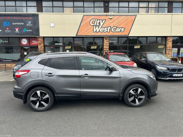 Nissan Qashqai MPV, Petrol, 2017, Grey