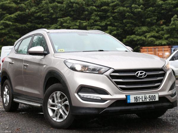 Hyundai Tucson SUV, Petrol, 2016, White