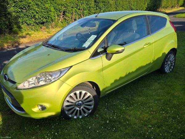 Ford Fiesta Hatchback, Diesel, 2009, Green