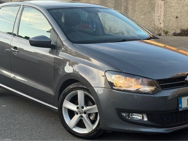 Volkswagen Polo Hatchback, Petrol, 2012, Grey