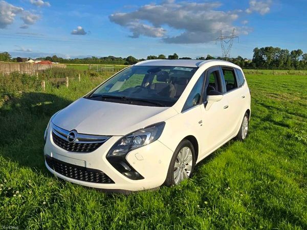Opel Zafira MPV, Diesel, 2012, White