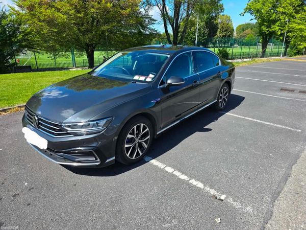 Volkswagen Passat Saloon, Petrol Plug-in Hybrid, 2021, Grey