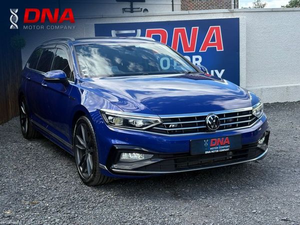 Volkswagen Passat Estate, Diesel, 2023, Blue