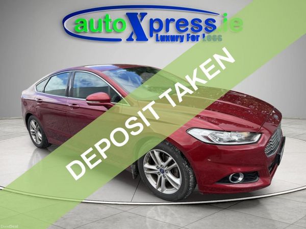 Ford Mondeo Hatchback, Diesel, 2016, Red