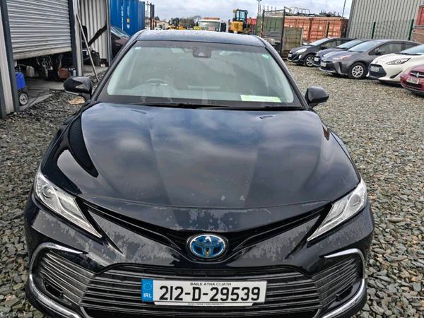 Toyota Camry Saloon, Petrol Hybrid, 2021, Black