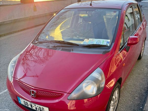 Honda Jazz Hatchback, Petrol, 2008, Red