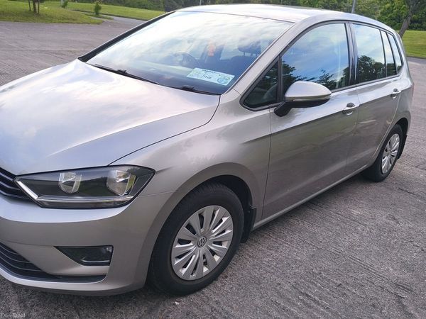 Volkswagen Golf Estate, Petrol, 2016, Silver