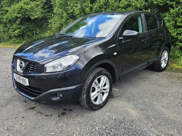 Nissan Qashqai Hatchback, Diesel, 2013, Black
