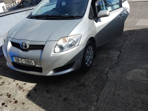 Toyota Auris Hatchback, Petrol, 2008, Silver