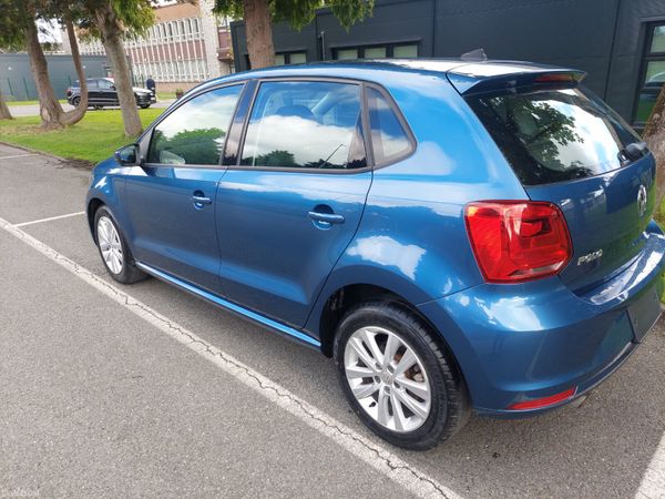 Volkswagen Polo Hatchback, Petrol, 2018, Blue