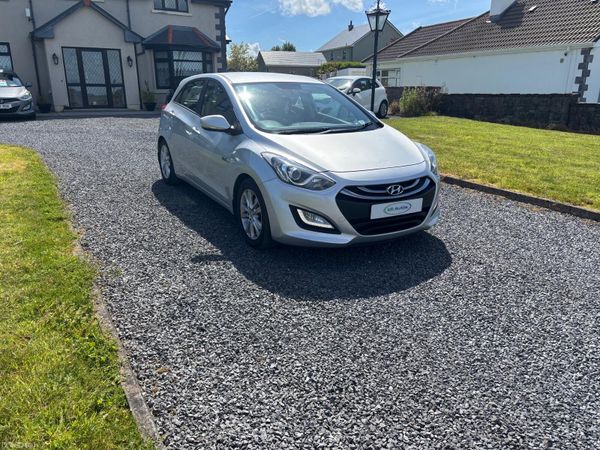 Hyundai i30 Hatchback, Diesel, 2014, Silver