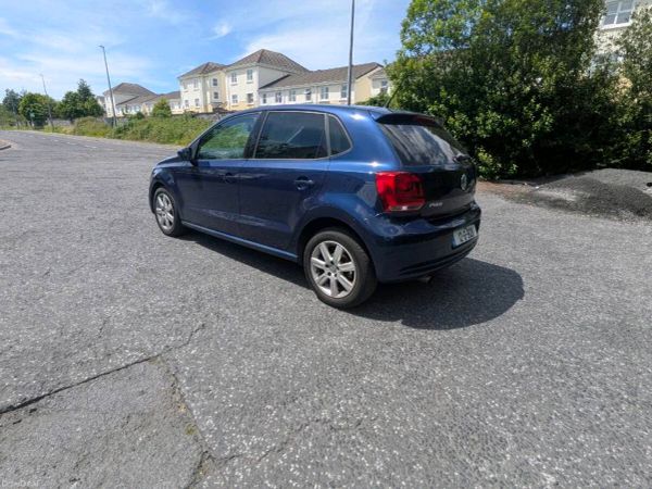 Volkswagen Polo Hatchback, Petrol, 2012, Blue