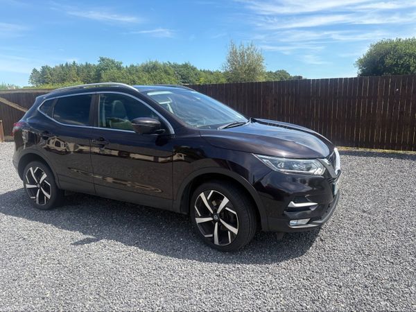 Nissan Qashqai SUV, Diesel, 2017, Black