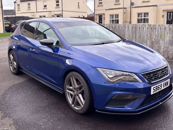 SEAT Leon Hatchback, Diesel, 2020, Blue