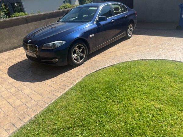 BMW 5-Series Saloon, Diesel, 2011, Blue