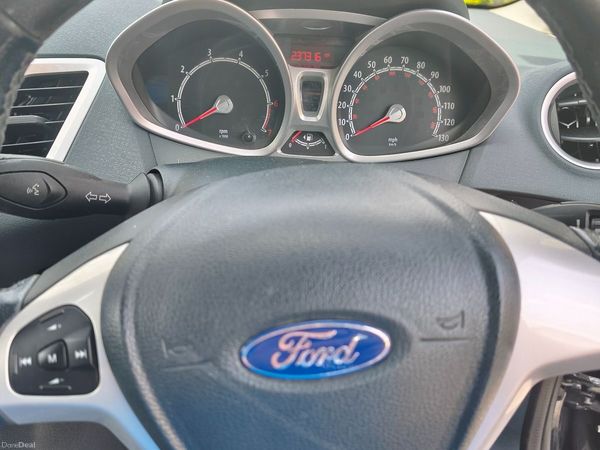 Ford Fiesta Hatchback, Petrol, 2010, Black