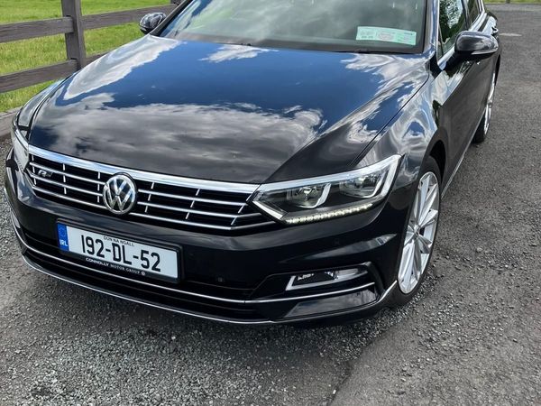 Volkswagen Passat Saloon, Diesel, 2019, Black