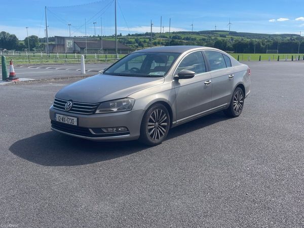 Volkswagen Passat Saloon, Diesel, 2012, Brown