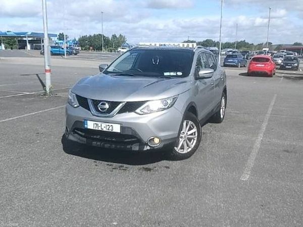 Nissan Qashqai SUV, Petrol, 2017, Grey