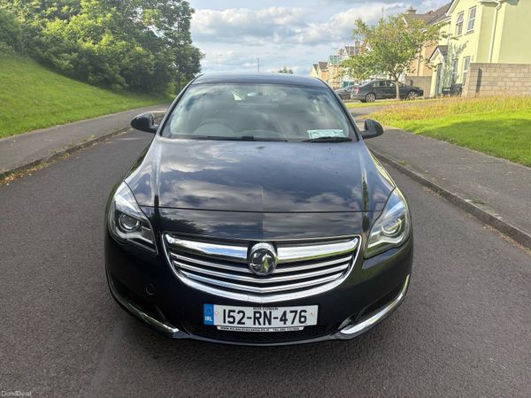 Vauxhall Insignia Hatchback, Diesel, 2015, Black