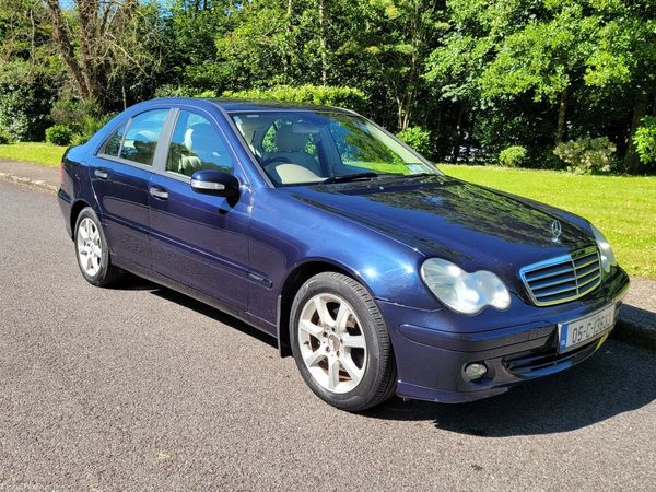 Mercedes-Benz C-Class Saloon, Petrol, 2005, Blue