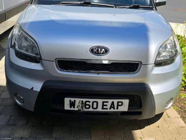 Kia Soul Hatchback, Diesel, 2010, Silver