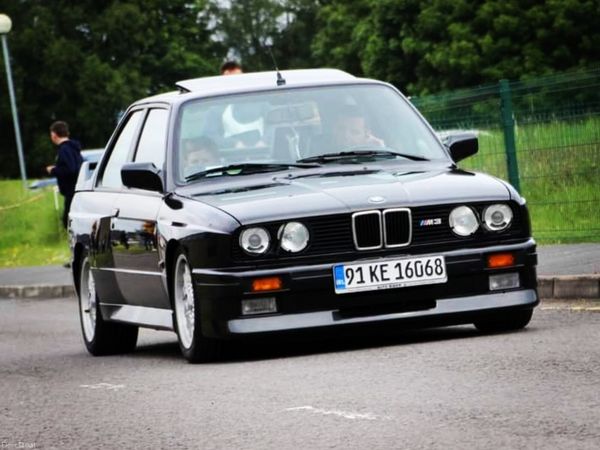 BMW M3 Saloon, Petrol, 1991, Black