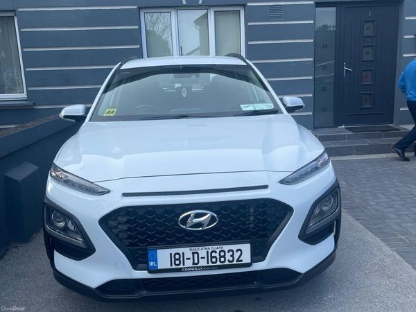 Hyundai KONA MPV, Petrol, 2018, White