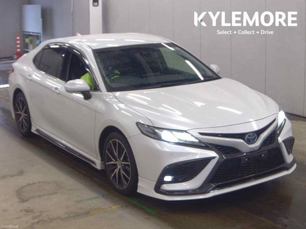 Toyota Camry Saloon, Petrol Hybrid, 2023, White