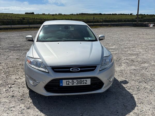 Ford Mondeo Hatchback, Diesel, 2012, Silver