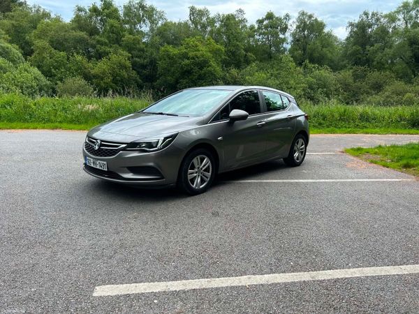 Vauxhall Astra Hatchback, Diesel, 2016, Grey